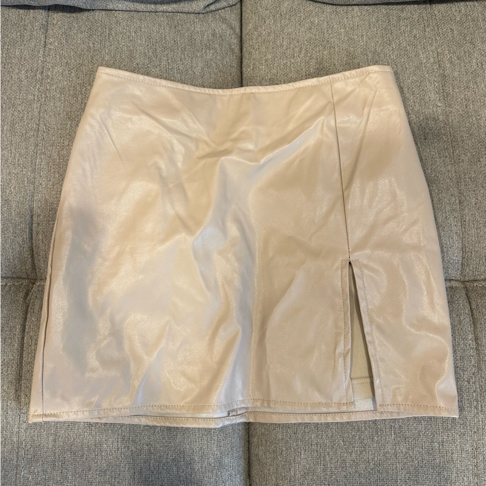 Chic Beige Faux Leather Skirt